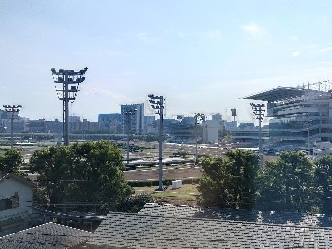車窓からの眺望の例／大井競馬場前駅付近